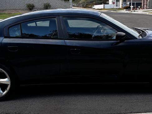 Used 2013 Dodge Charger SXT Plus image 10