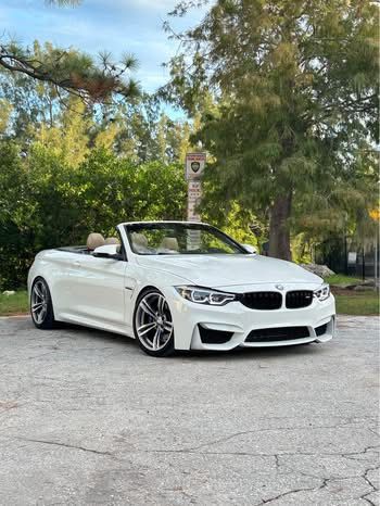 Used 2016 BMW M4 Convertible RWD image 2