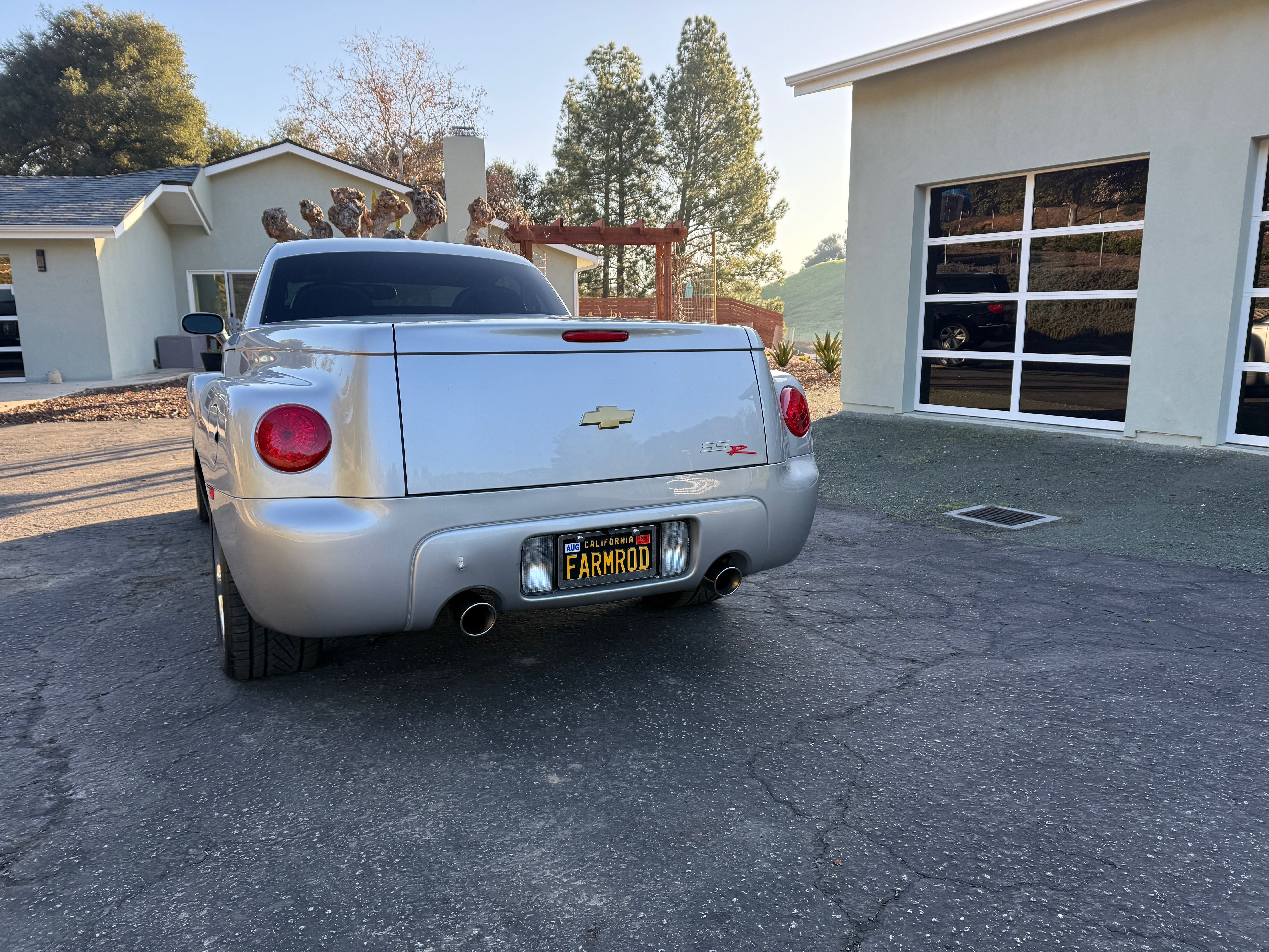 Used 2005 Chevrolet SSR w/ Preferred Equipment Group RWD image 10