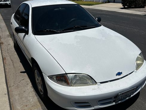 Used 2002 Chevrolet Cavalier Sedan FWD image 5