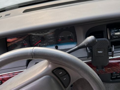 Used 2000 Mercury Grand Marquis LS image 9