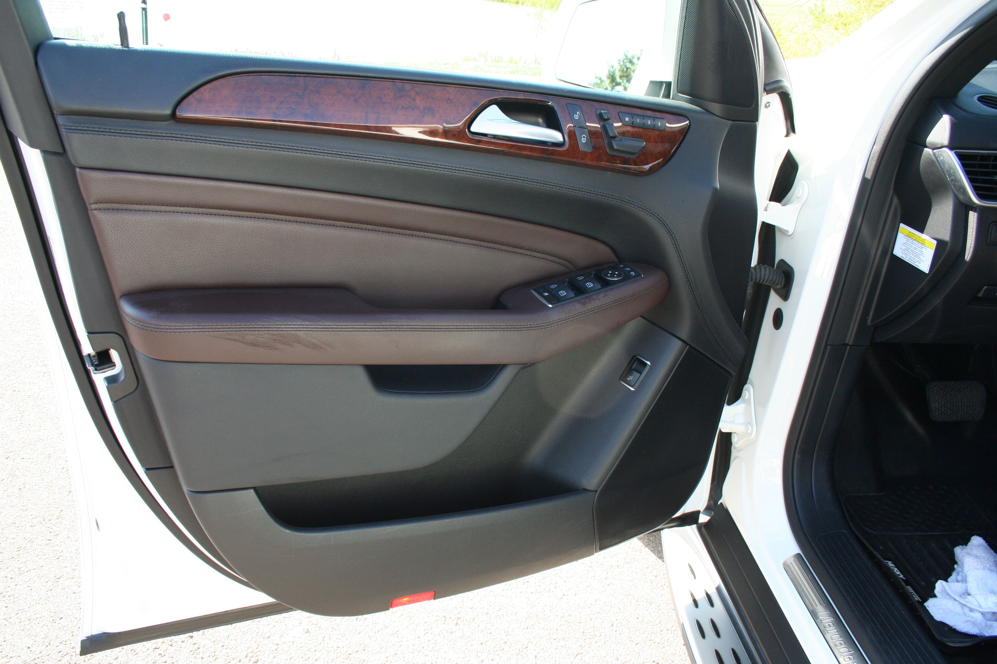 Used 2013 Mercedes-Benz ML 550 4MATIC image 15