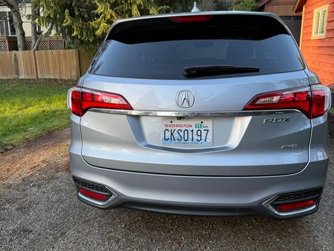 Used 2016 Acura RDX AWD w/ Technology Package image 8