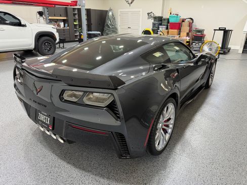 Used 2017 Chevrolet Corvette Z06 RWD image 8