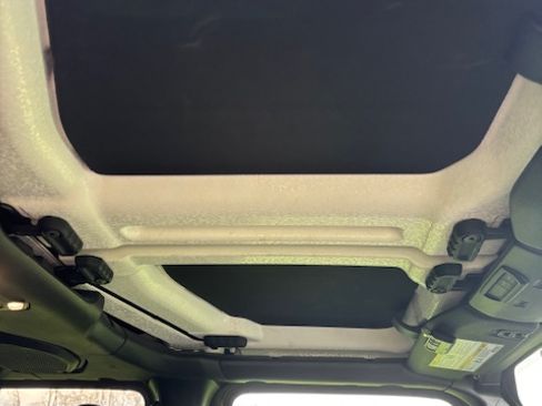 Used 2021 Jeep Wrangler Unlimited Sport image 16