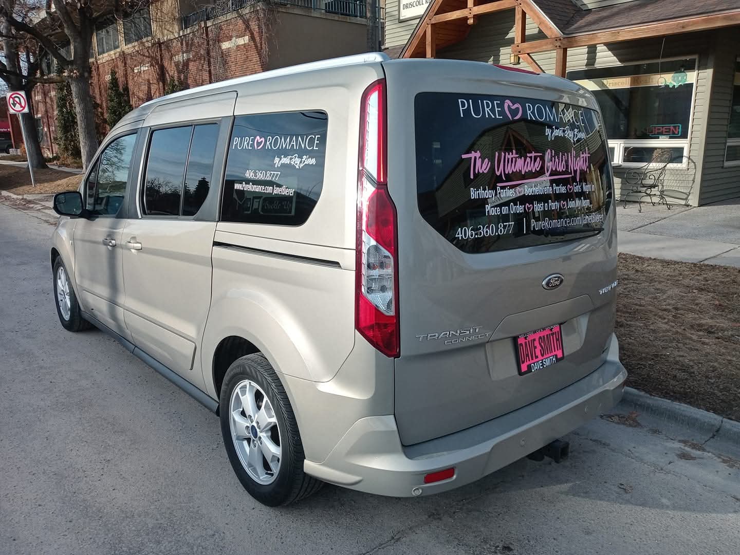 Used 2016 Ford Transit Connect Titanium FWD image 4