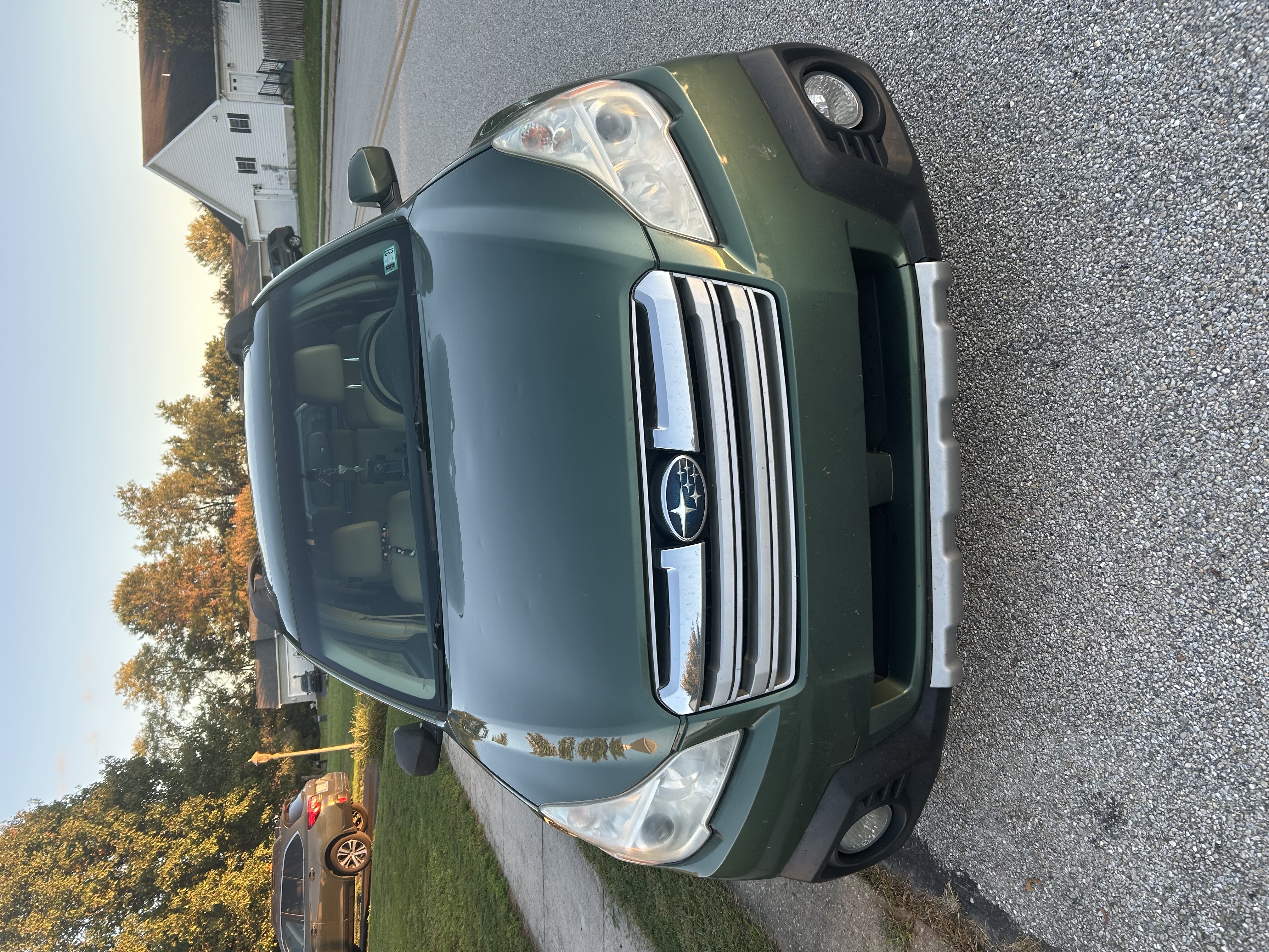 Used 2013 Subaru Outback 2.5i Limited w/ Moonroof Pkg AWD/4WD image 4