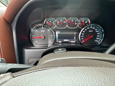 Used 2014 Chevrolet Silverado 1500 High Country w/ High Country Premium Package image 4