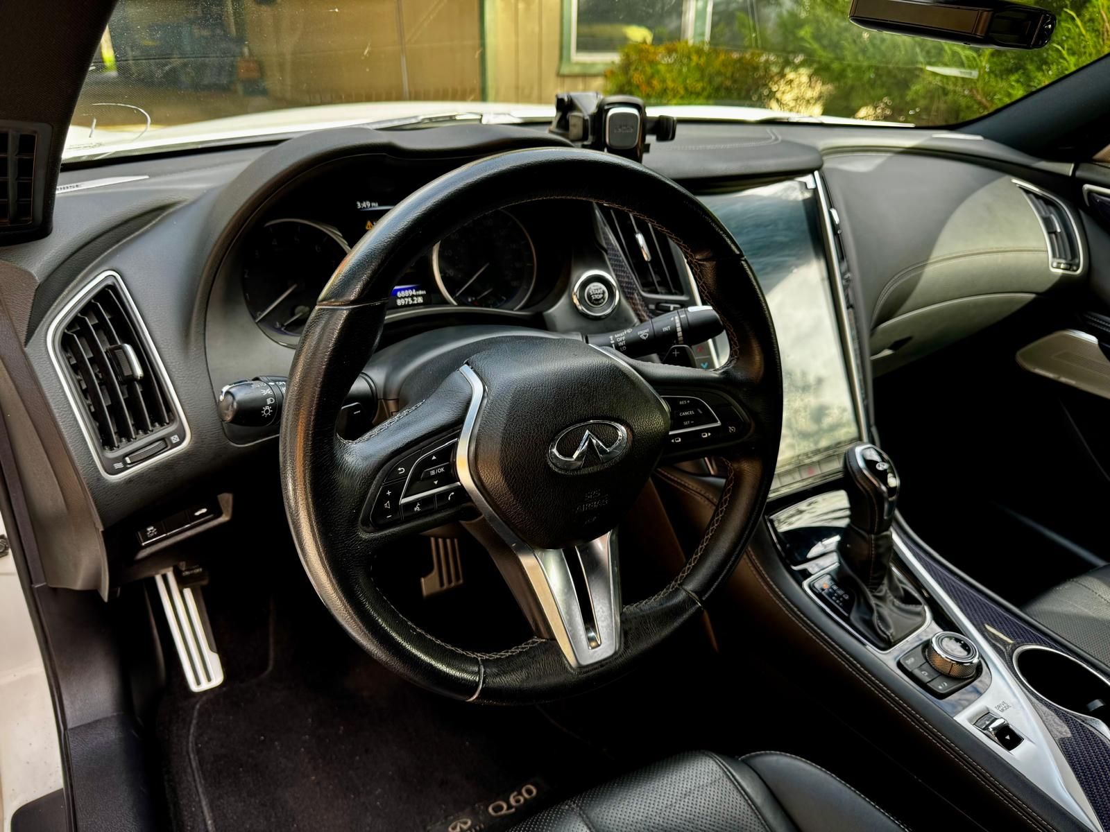Used 2017 INFINITI Q60 Red Sport 400 RWD image 20