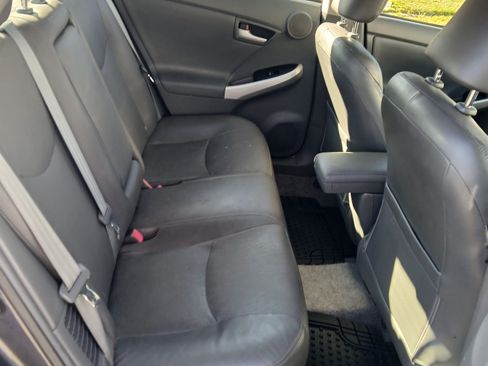 Used 2010 Toyota Prius Five image 11