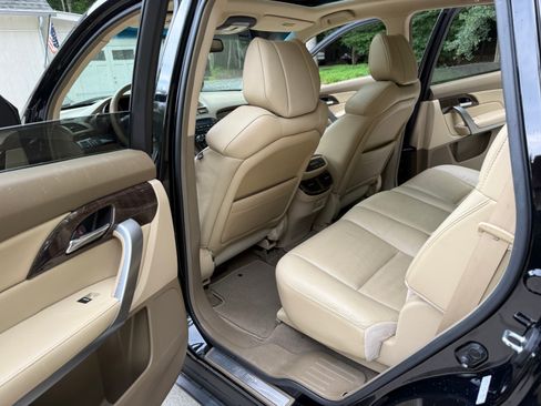 Used 2010 Acura MDX w/ Technology & Entertainment AWD/4WD image 27