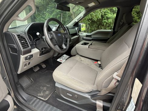 Used 2019 Ford F150 XLT w/ Equipment Group 301A Mid AWD/4WD image 14
