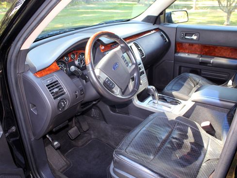 Used 2011 Ford Flex Limited w/ Trailer Tow Pkg Class III image 14