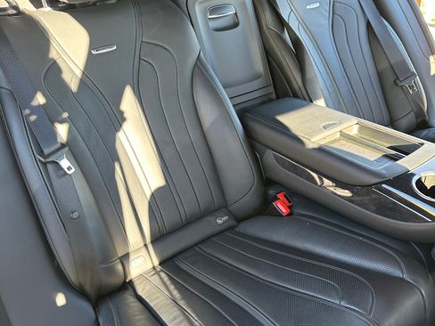 Used 2020 Mercedes-Benz S 63 AMG 4MATIC Sedan image 17