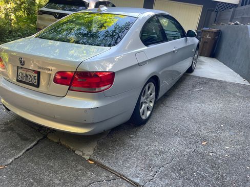 Used 2009 BMW 328i xDrive Coupe AWD/4WD image 11