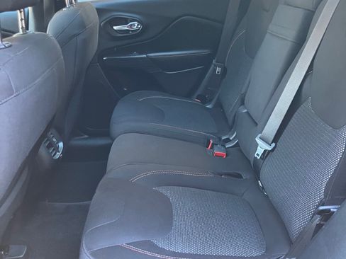 Used 2016 Jeep Cherokee 75th Anniversary image 27