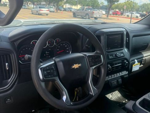 Used 2021 Chevrolet Silverado 2500 W/T w/ WT Convenience Package AWD/4WD image 12