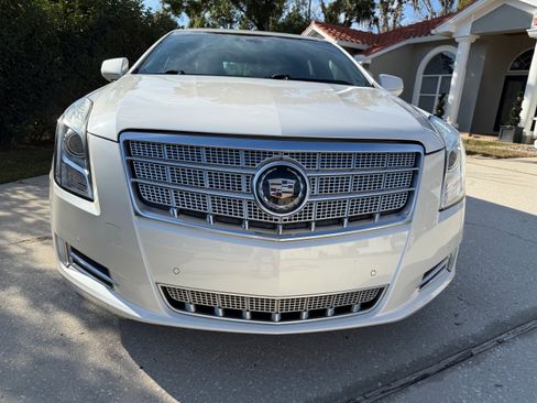 Used 2014 Cadillac XTS Platinum image 4