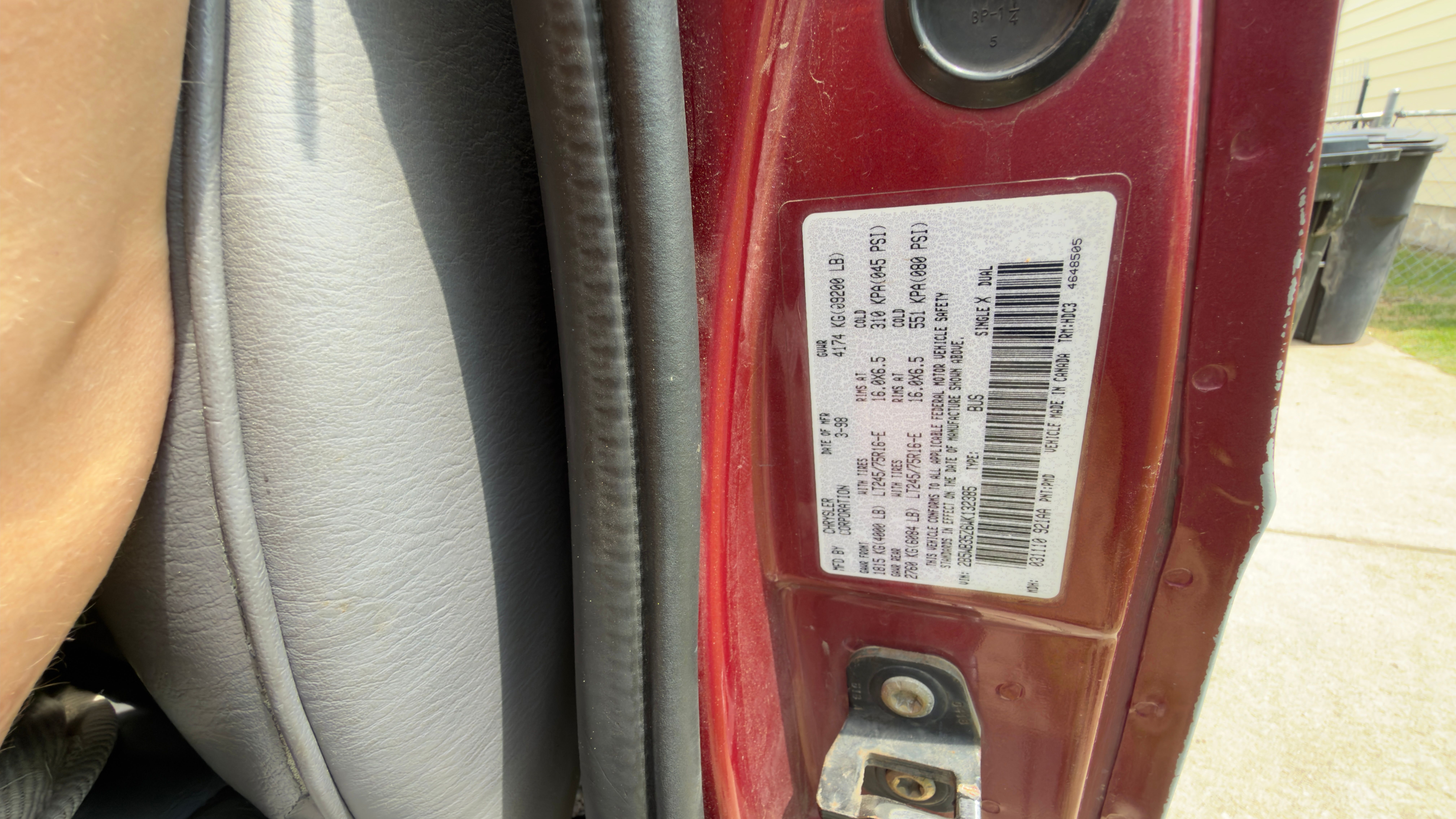 Used 1998 Dodge B3500 RWD image 12