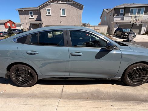 Used 2026 Nissan Sentra SR w/ Floor Mat Package FWD image 2