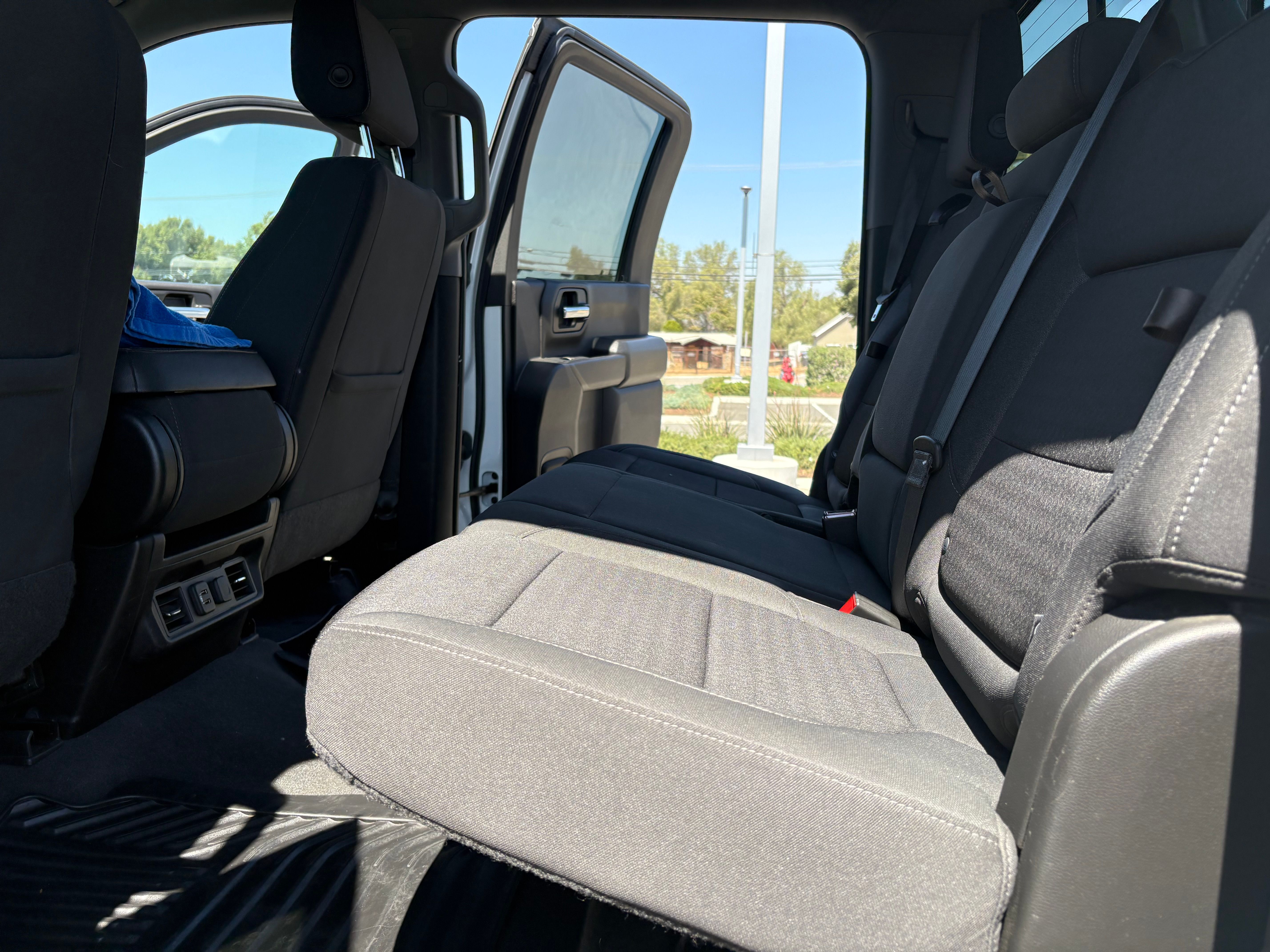 Used 2022 Chevrolet Silverado 2500 LT w/ Convenience Package AWD/4WD image 31