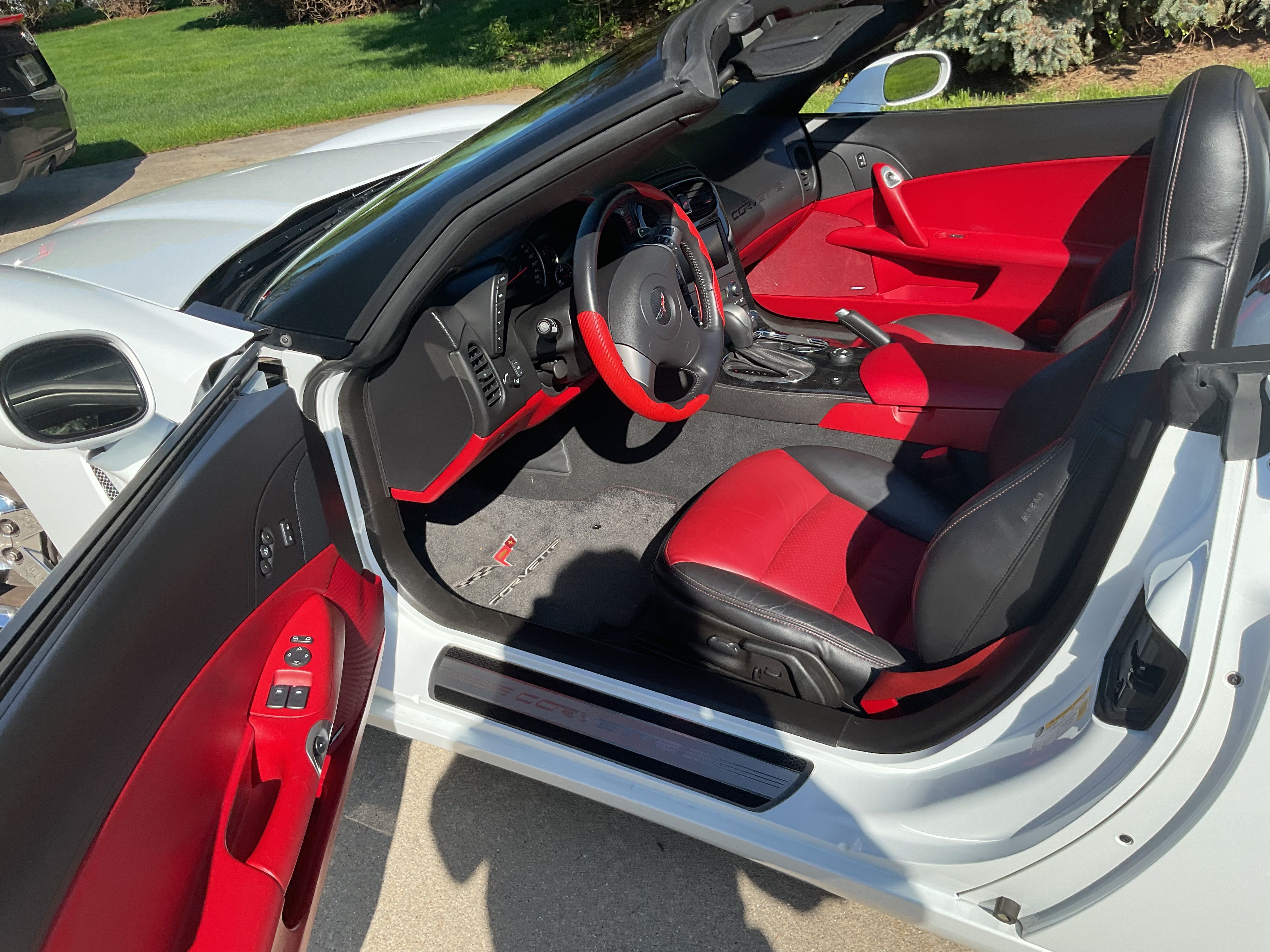 Used 2008 Chevrolet Corvette Convertible w/ Preferred Equipment Group RWD image 14