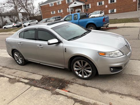 Used 2012 Lincoln MKS image 5