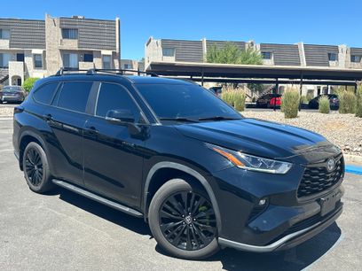 Used 2021 Toyota Highlander Platinum