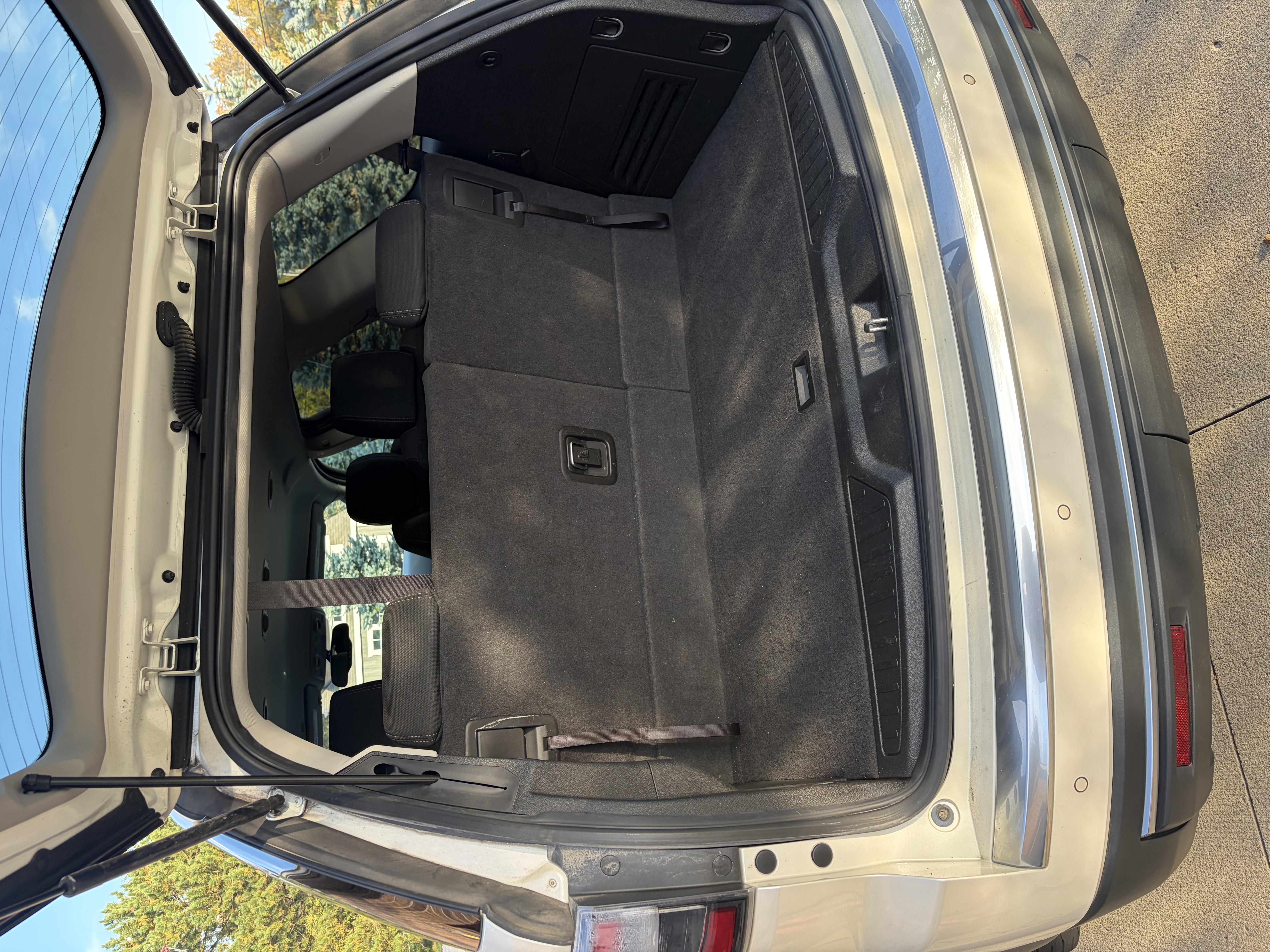 Used 2014 GMC Acadia SLE FWD image 6