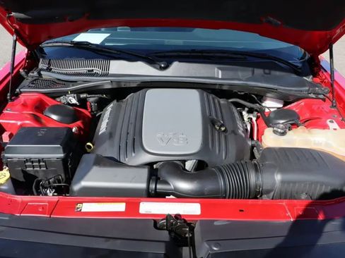 Used 2012 Dodge Challenger R/T image 12