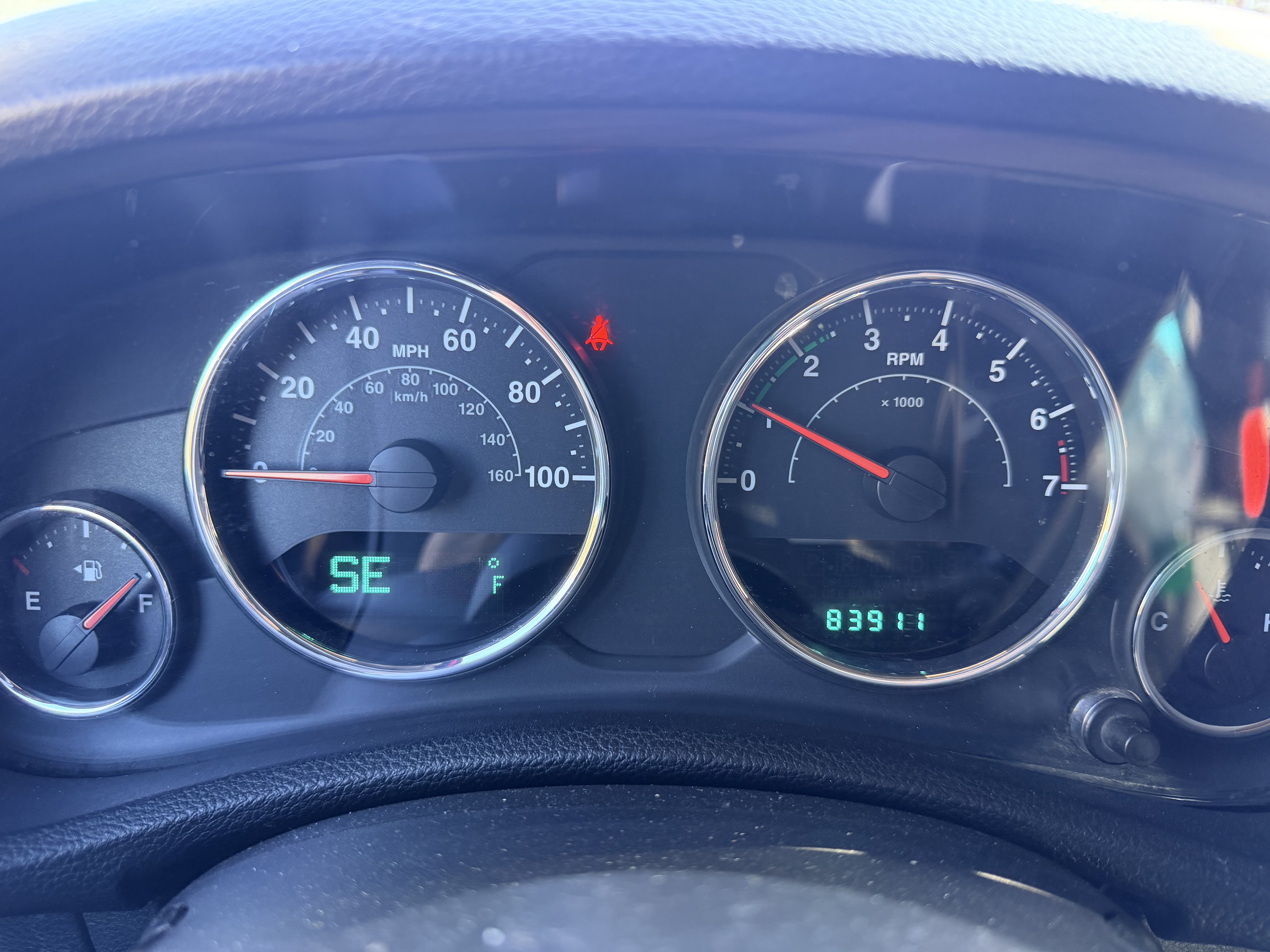 Used 2012 Jeep Wrangler Sport w/ Connectivity Group AWD/4WD image 9