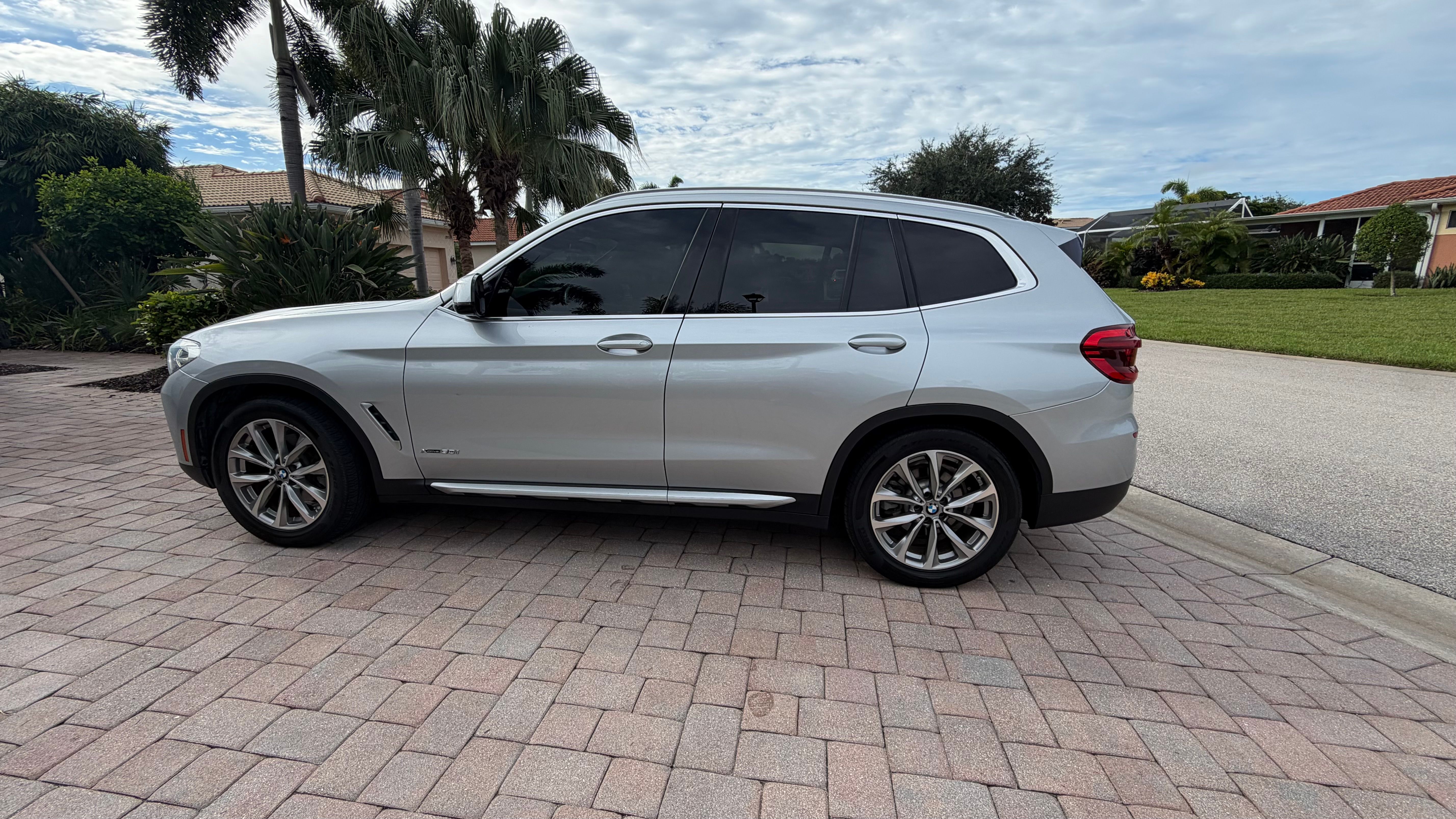 Used 2018 BMW X3 xDrive30i AWD/4WD image 5