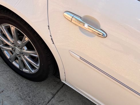 Used 2009 Buick Lucerne CXL image 17