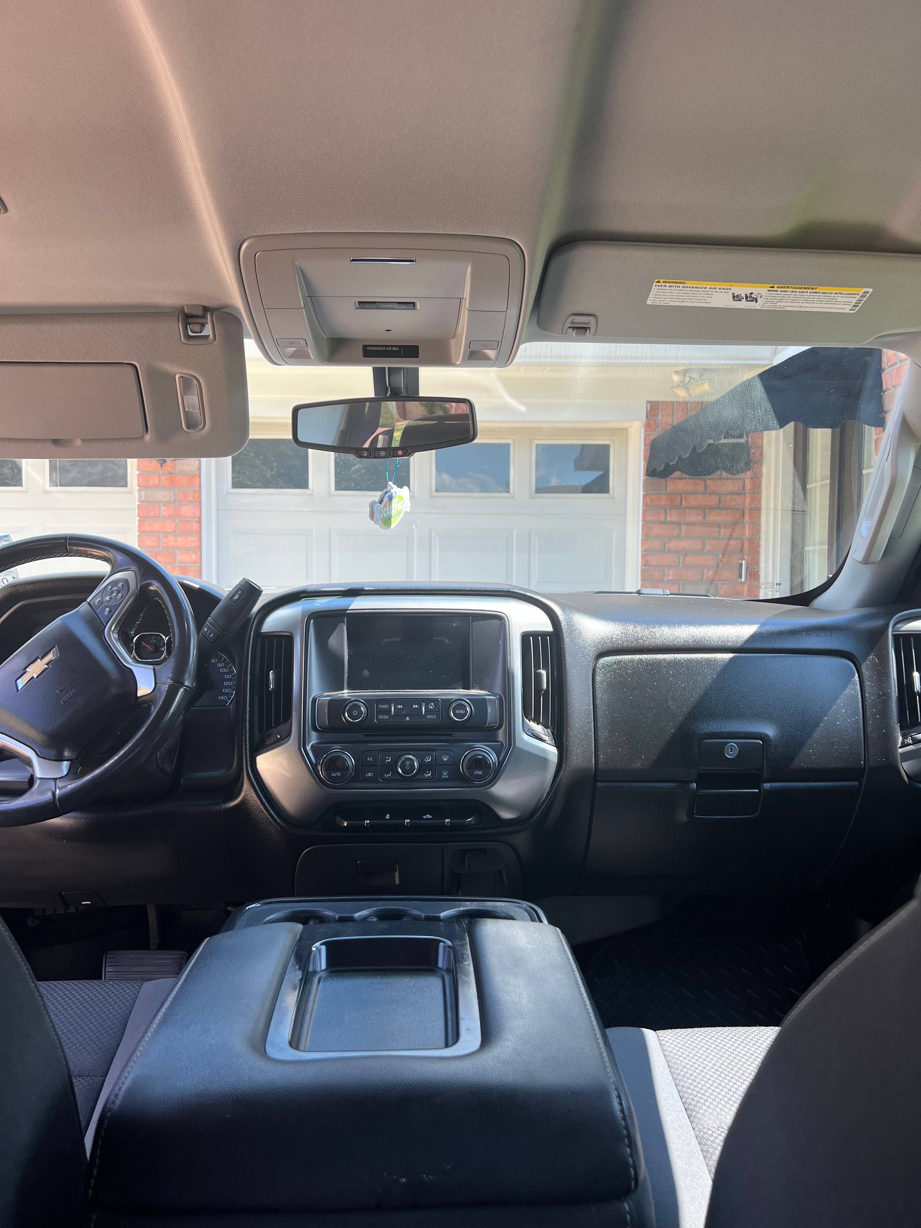 Used 2018 Chevrolet Silverado 1500 LT w/ Texas Edition RWD image 8