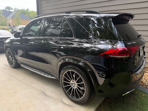 Used 2022 Mercedes-Benz GLE 350 image 2