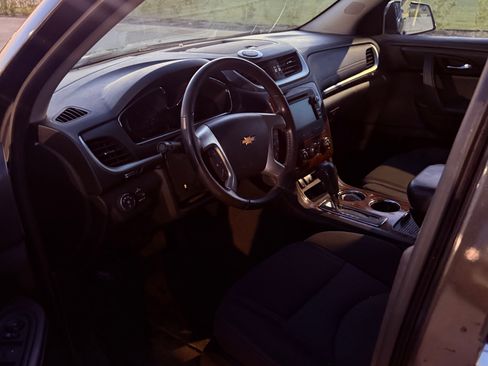 Used 2013 Chevrolet Traverse LT AWD/4WD image 4