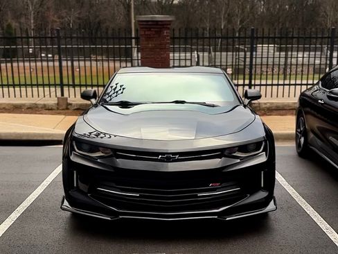 Used 2018 Chevrolet Camaro LT w/ RS Package RWD image 4