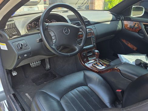 Used 2005 Mercedes-Benz CL 65 AMG image 10