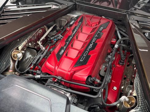 Used 2022 Chevrolet Corvette Stingray Coupe w/ Z51 Performance Package image 8