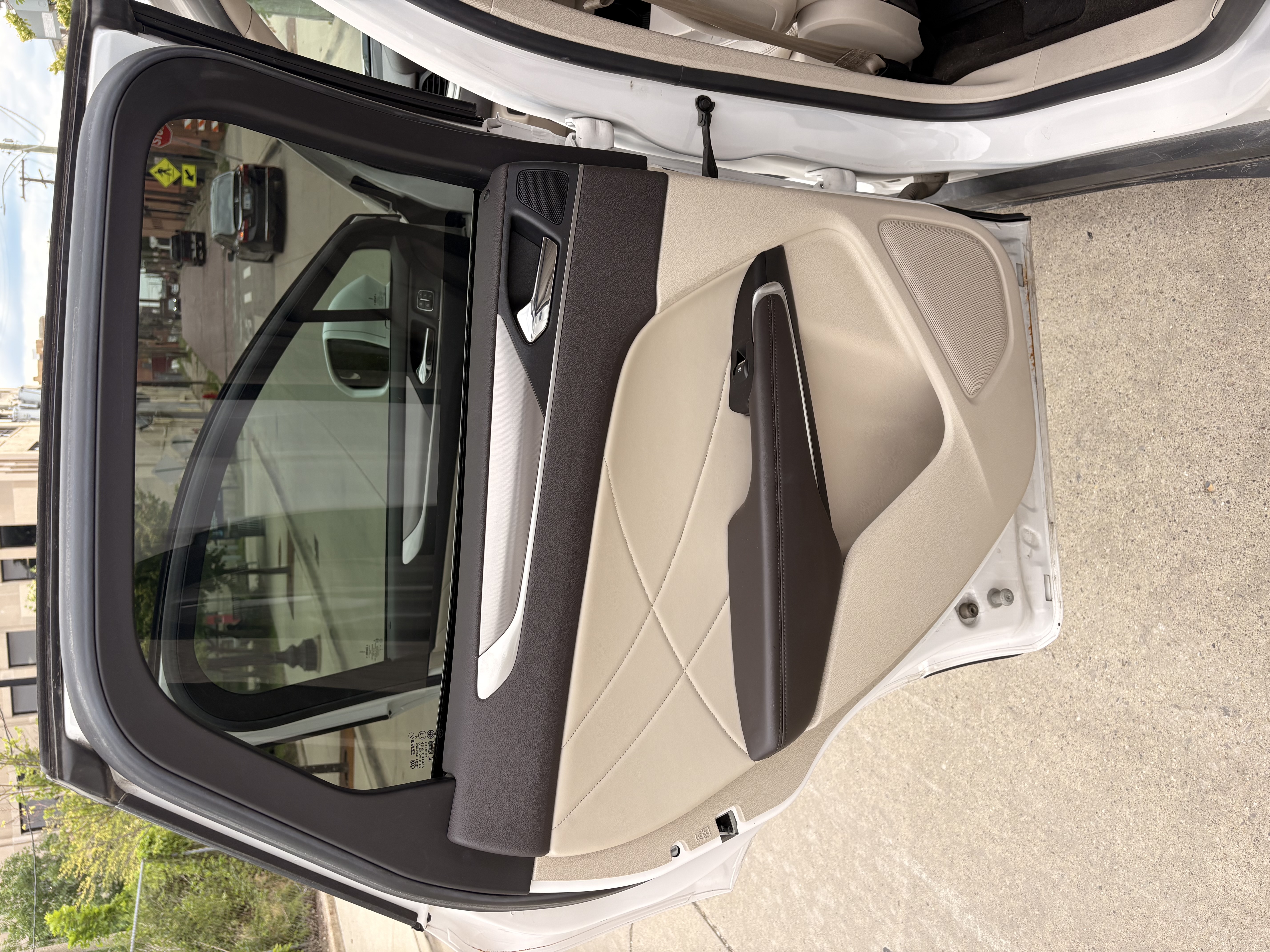 Used 2019 Lincoln MKC Premiere AWD/4WD image 9