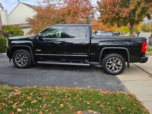 Used 2014 GMC Sierra 1500 SLE image 10