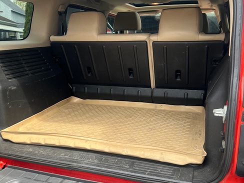 Used 2008 HUMMER H3 Alpha image 9