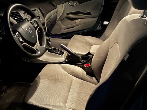 Used 2012 Honda Civic LX image 5