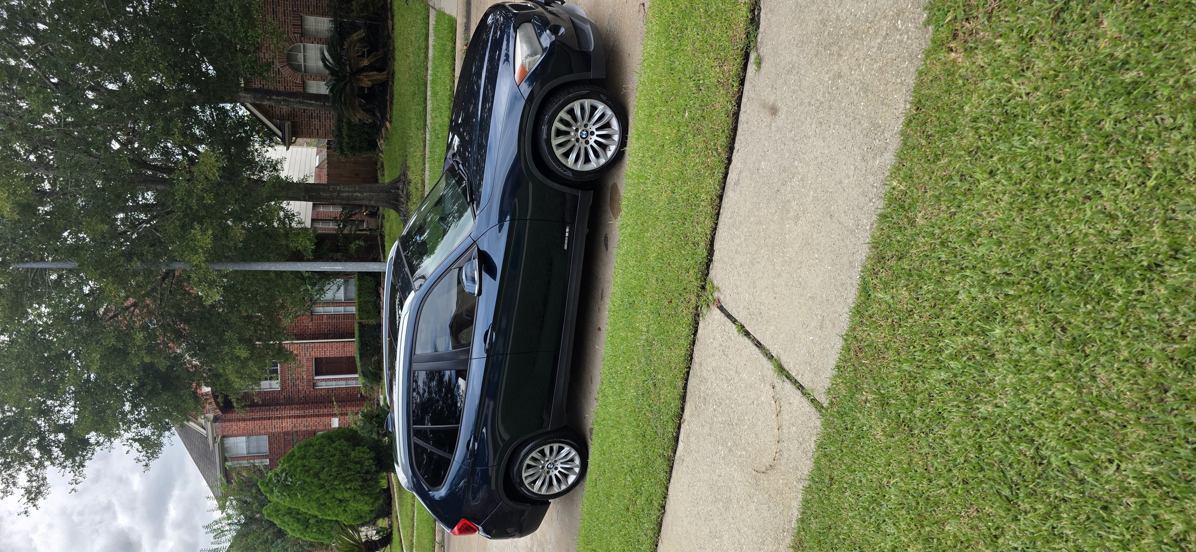 Used 2014 BMW X1 sDrive28i RWD image 1