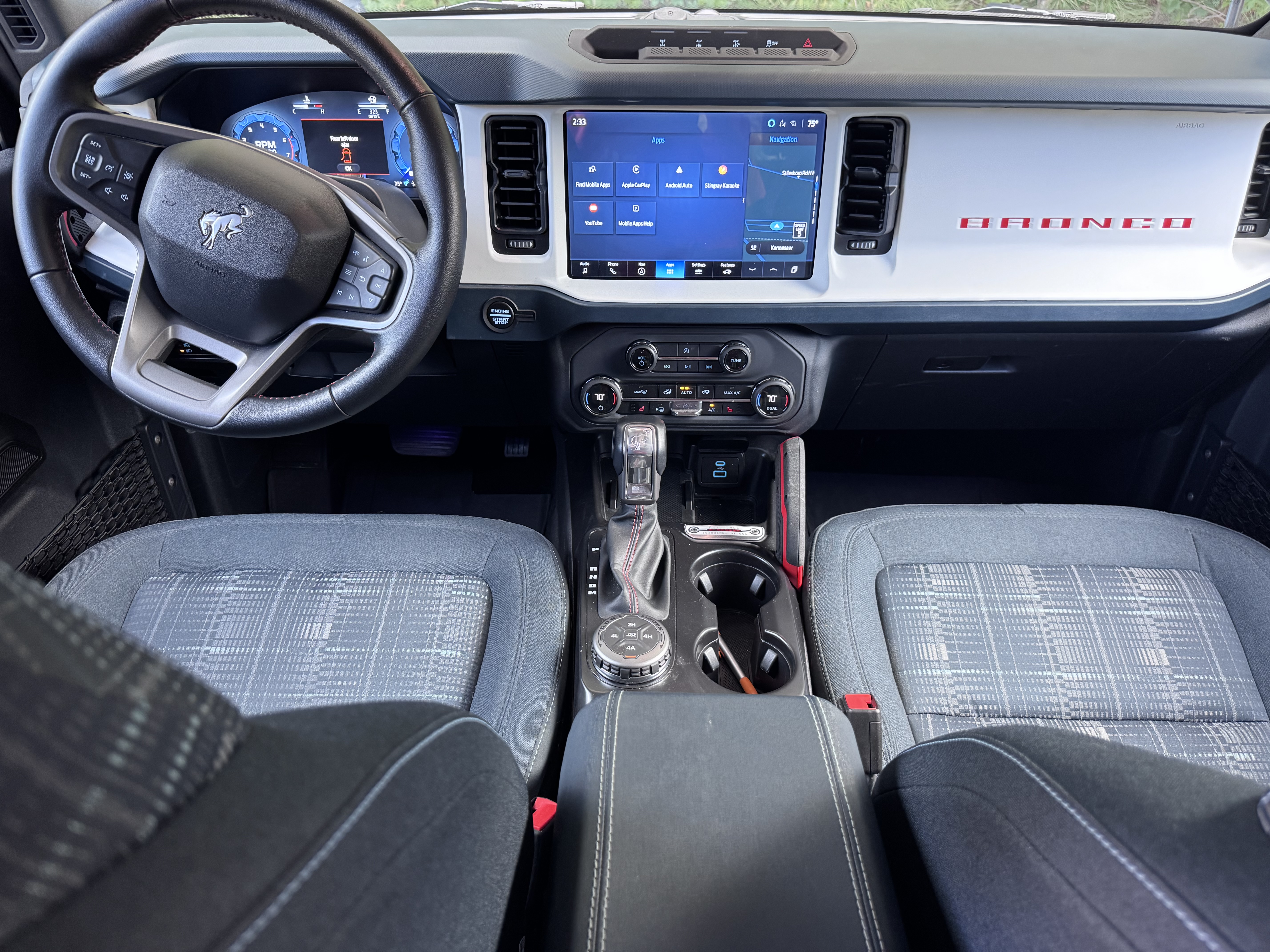 Used 2025 Ford Bronco Heritage Edition AWD/4WD image 11