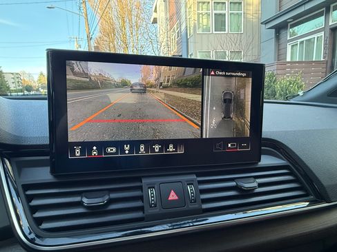 Used 2021 Audi Q5 2.0T Premium Plus w/ Premium Plus Package image 6