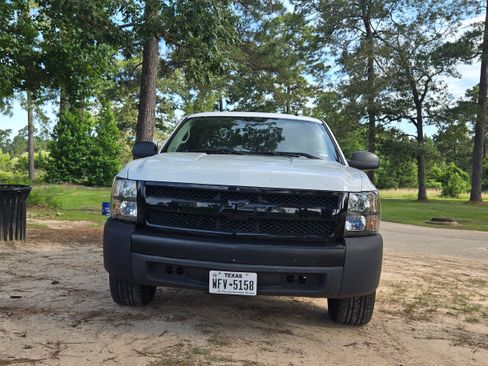Used 2007 Chevrolet Silverado 1500 W/T RWD image 28