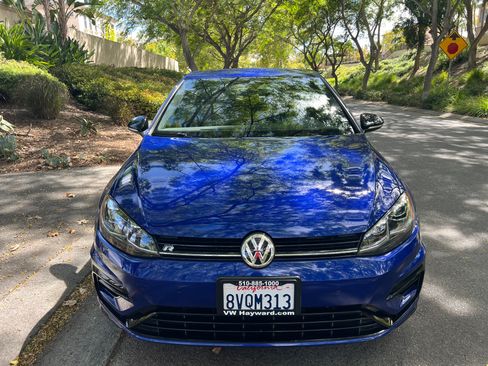 Used 2019 Volkswagen Golf R 4-Door AWD/4WD image 24