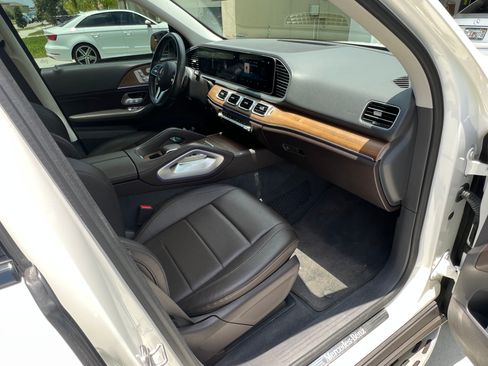 Used 2020 Mercedes-Benz GLE 350 4MATIC image 16