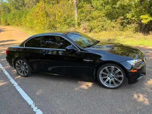 Used 2012 BMW M3 Convertible image 12